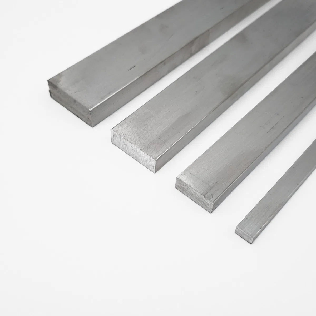 Alu Stange AlMgSi0,5 Flachzeug, Breite 10-70mm, Stärke/Dicke 3-20mm, Länge 50-2000mm Flach Aluminium Profil, Flachstange, Leiste voll